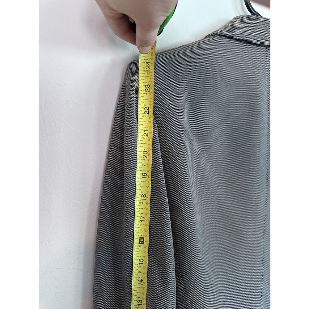 [FLAW] Armani Collezioni Womens Grey Blazer Size 44 / MEDIUM Structured Jacket - Picture 16 of 16